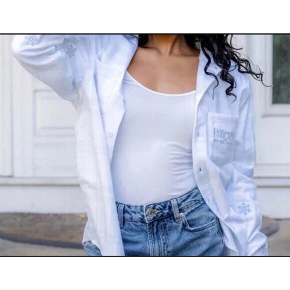 Cakeworthy Flannel Shirt Adult Medium Rudolf The Red Nosed Reindeer Bumble Plaid - Picture 2 of 16